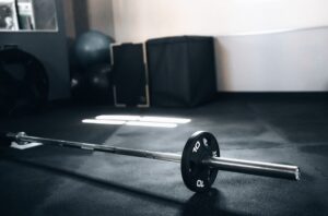 TRX Edzés Otthon Felszereléssel: Hatékony Edzésmódszer Minden Szinten