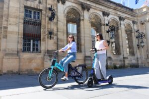 Autó helyett – bringa, roller, gyalog