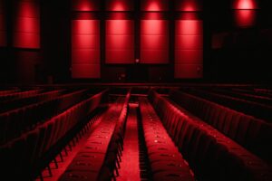 Mozikba visszatérni – mit ad az élő filmnézés?