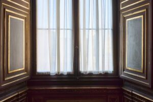 Függöny vagy roló? – Előnyök és hátrányok